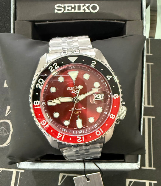 Seiko 5 Sports Automatic GMT Passion Red Limited Edition 1000pcs Watch SSK031K1