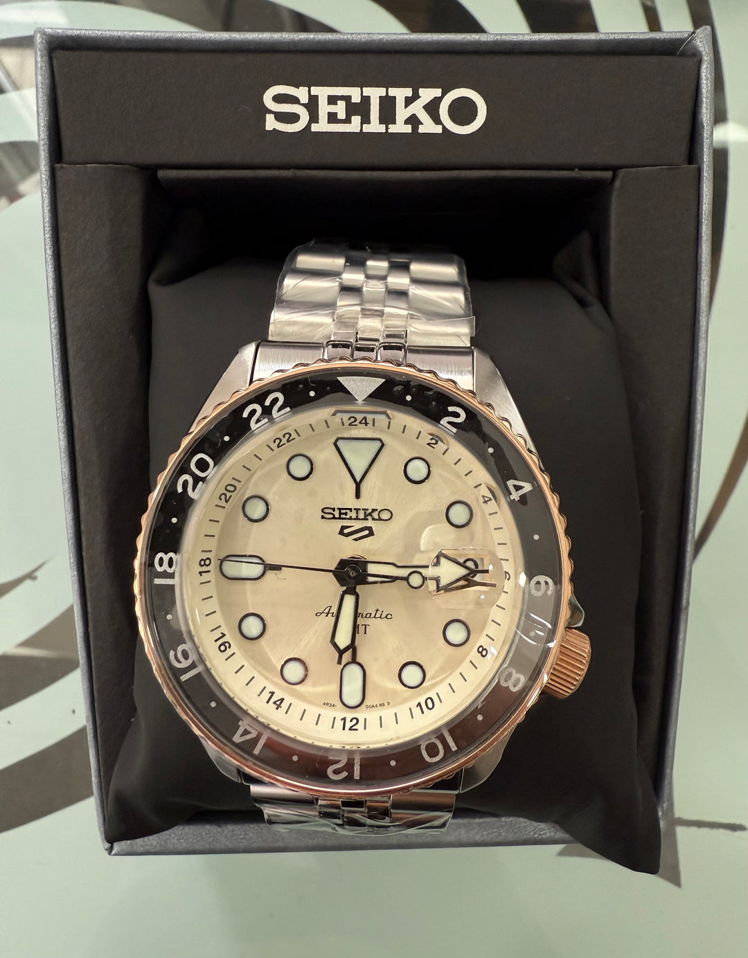SEIKO Men Analogue Cream Dial Silver Band 5 Sports GMT Asian Limited Edition Mechanical Watch - SSK046K1