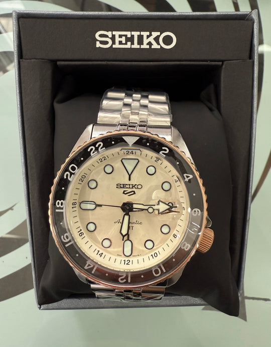 SEIKO Men Analogue Cream Dial Silver Band 5 Sports GMT Asian Limited Edition Mechanical Watch - SSK046K1