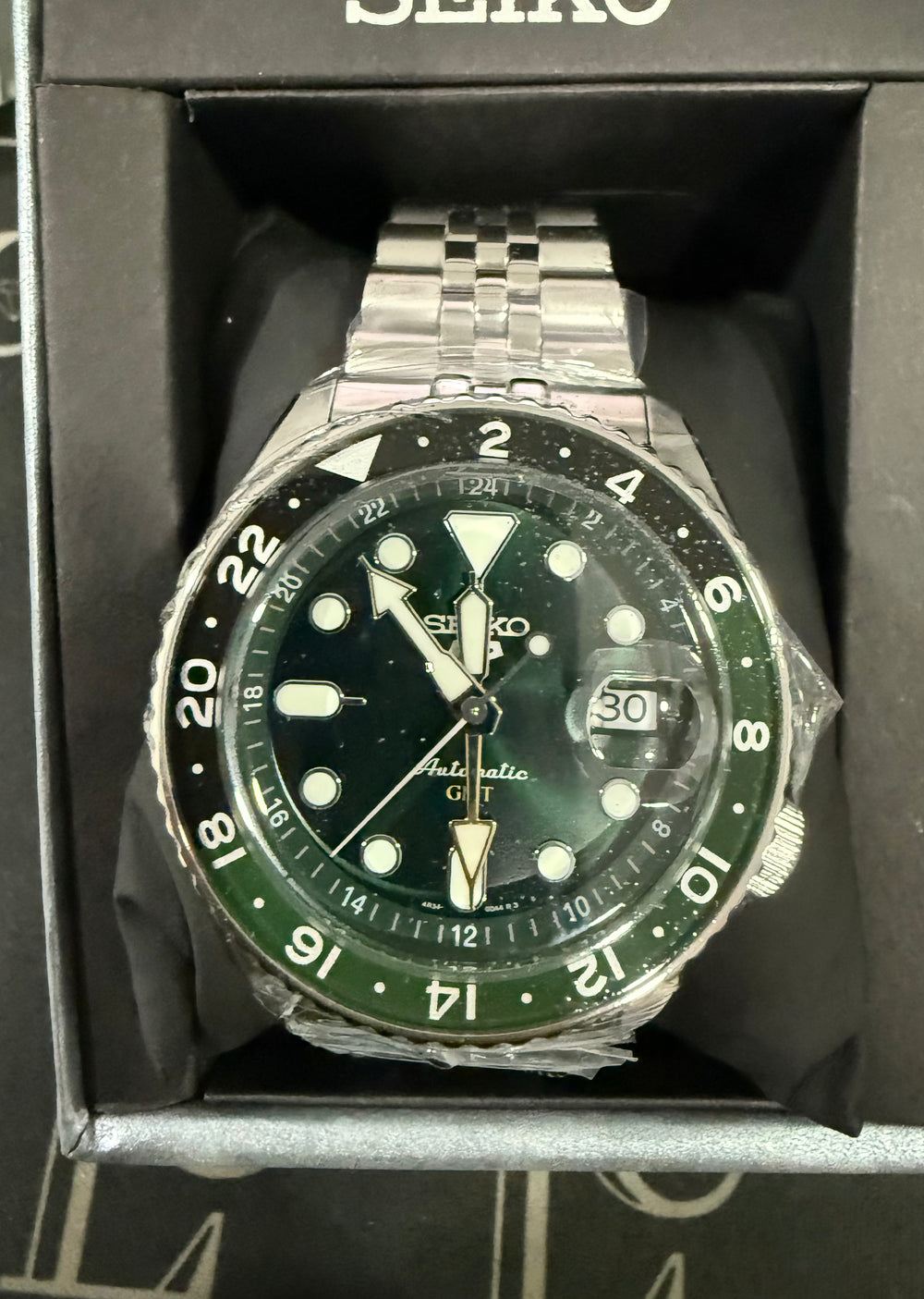Seiko 5 Sports Automatic GMT Green Dial SSK035